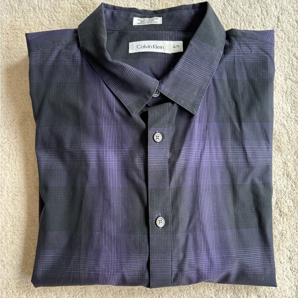 Calvin Klein Men’s Cotton Short Sleeve Button Down Shirt - Picture 2 of 7